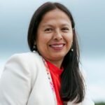 “Escribo porque sueño”